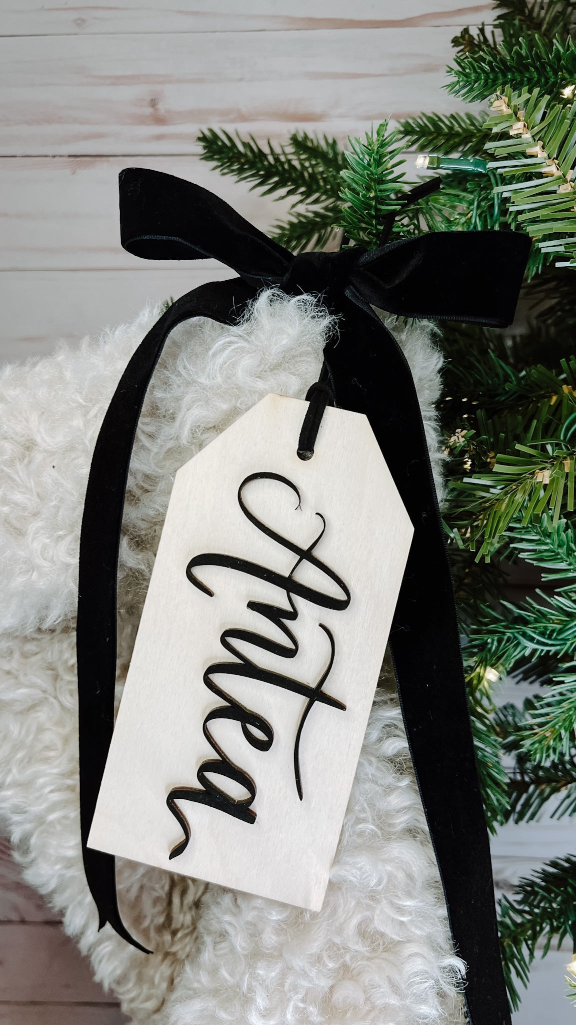 Holiday Collection - Stocking Tag Traditional