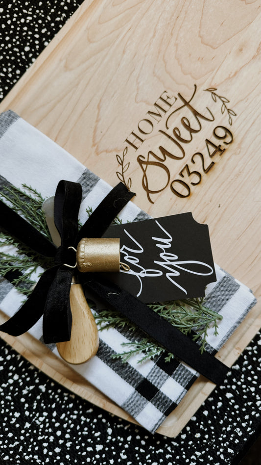 Holiday Collection - Cutting Board Festive Touch (Add-On)